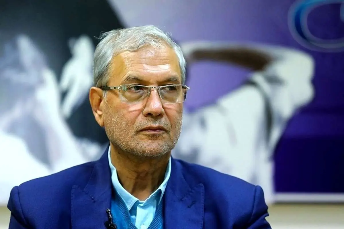 ربیعی: تمام سنجش‌ها روند نزولی اعتماد را نشان می‌دهند