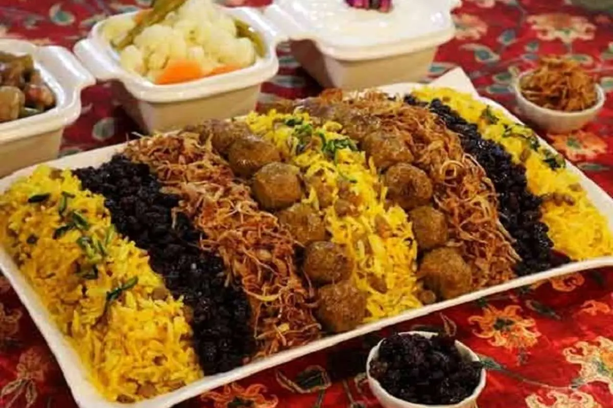 طرز تهیه گردو پلو به روش اصیل شهر کرد