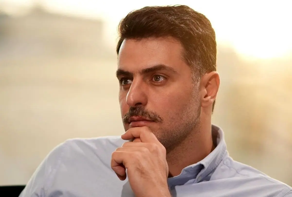 (تصاویر) ظاهر متفاوت علی ضیا با سبیل