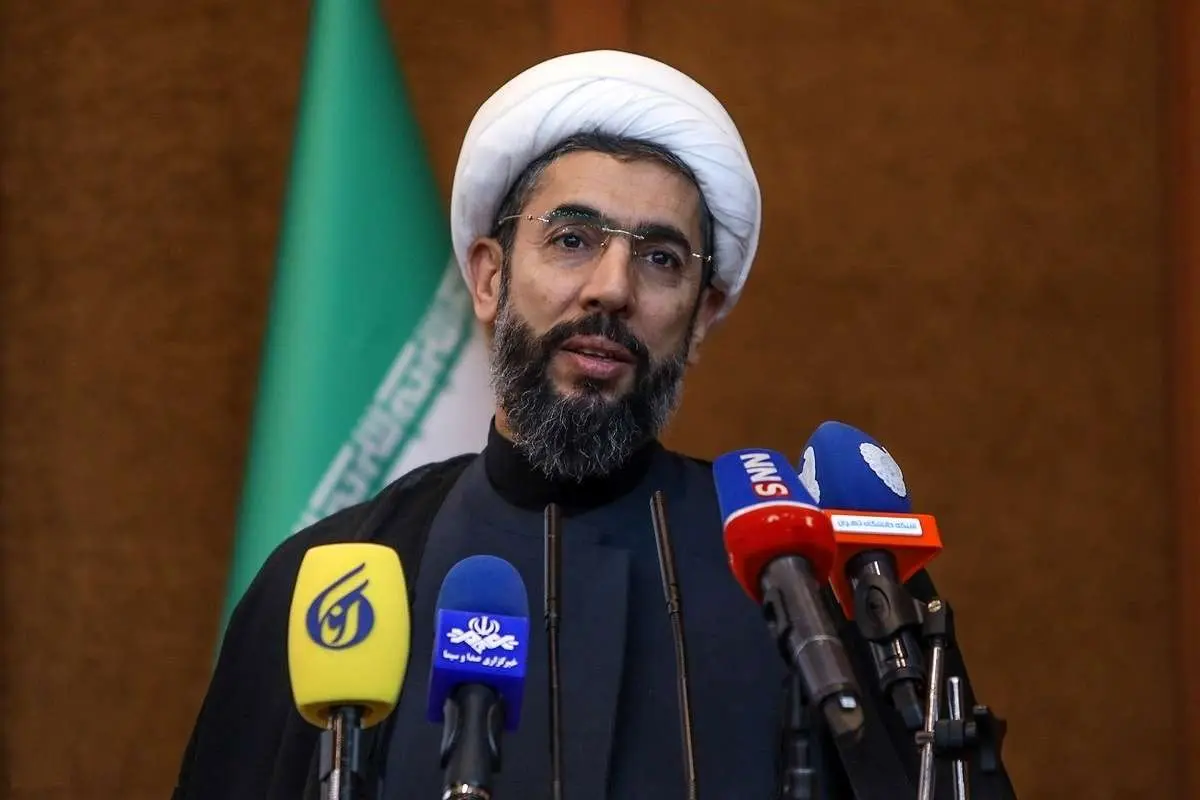 رئیس نهاد نمایندگی رهبری در دانشگاهها: شاخصهای شهری ایران در کشورهای اروپایی نیز دیده نمیشود
