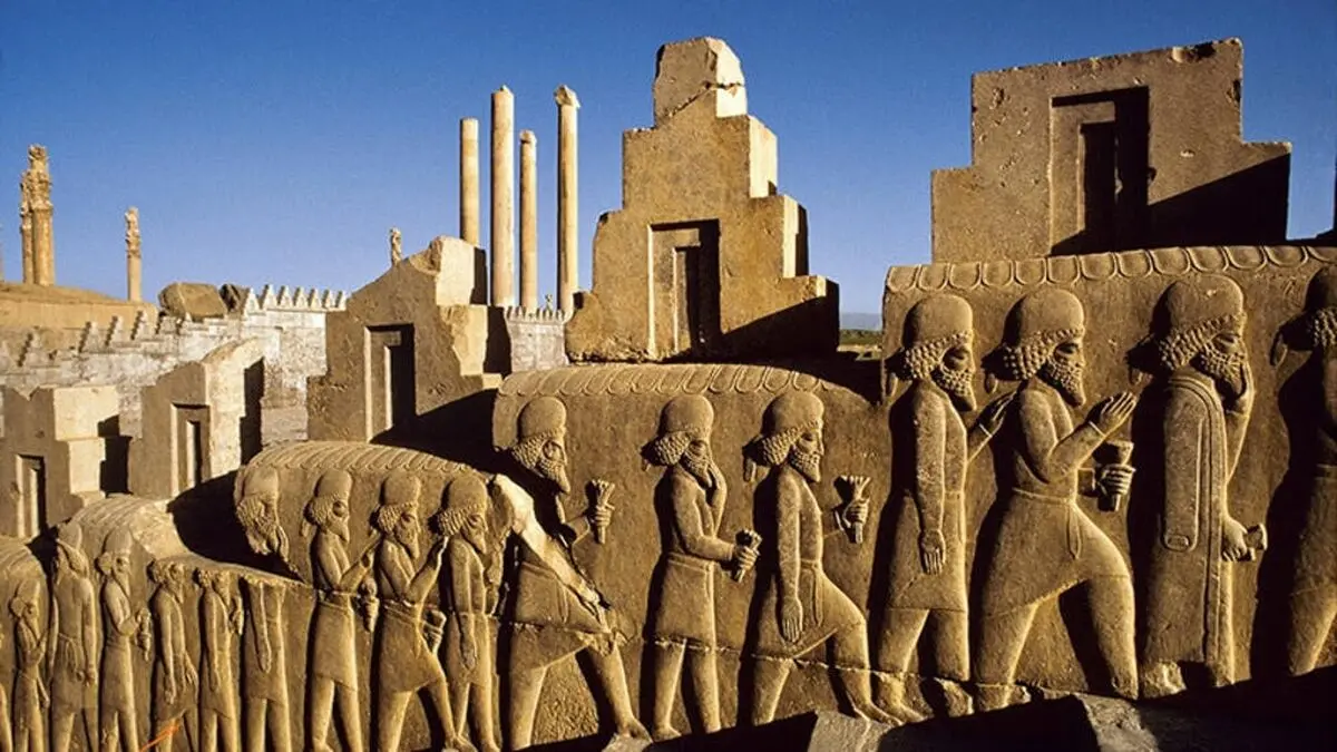(ویدئو) کارشناس صداوسیما: مسجد امام بهترین اثر معماری ایران است نه تخت جمشید