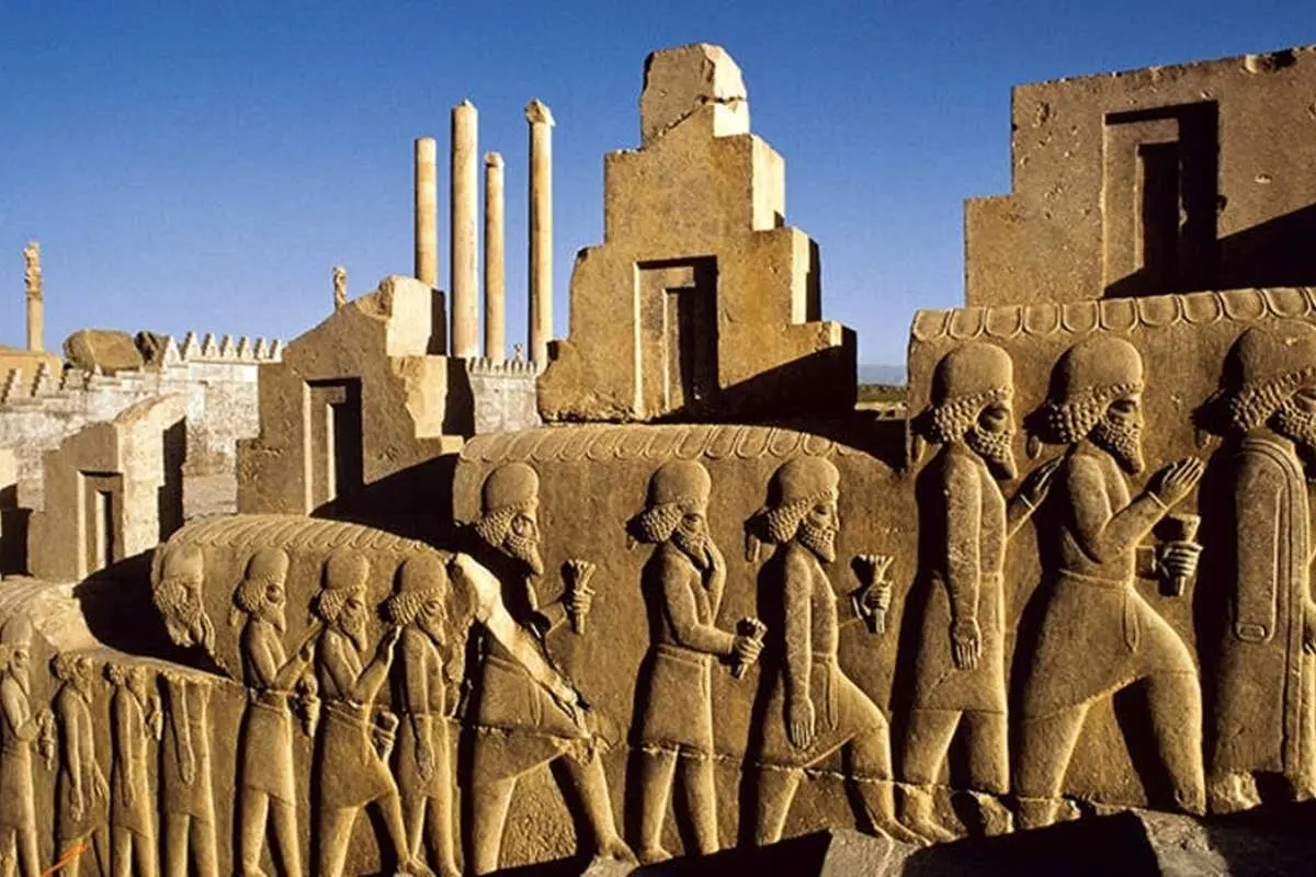 (ویدئو) کارشناس صداوسیما: مسجد امام بهترین اثر معماری ایران است نه تخت جمشید