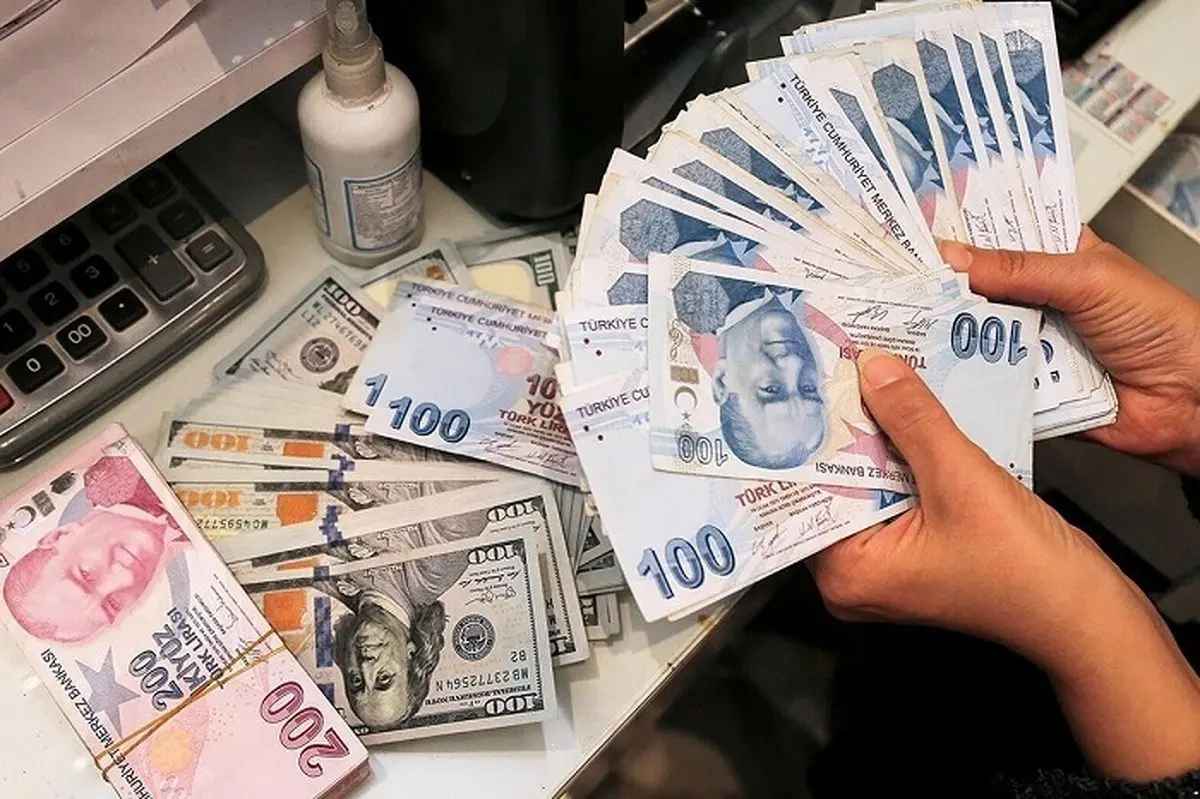 سقوط ۴۰ درصدی ارزش لیر ترکیه به نفع مسافران تور استانبول