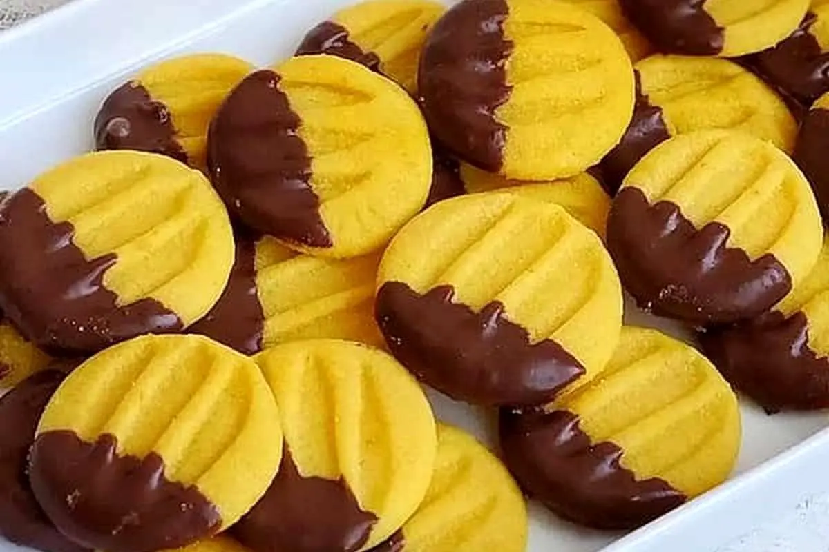 طرز تهیه شیرینی زعفرانی، راحتترین شیرینی برای عید نوروز