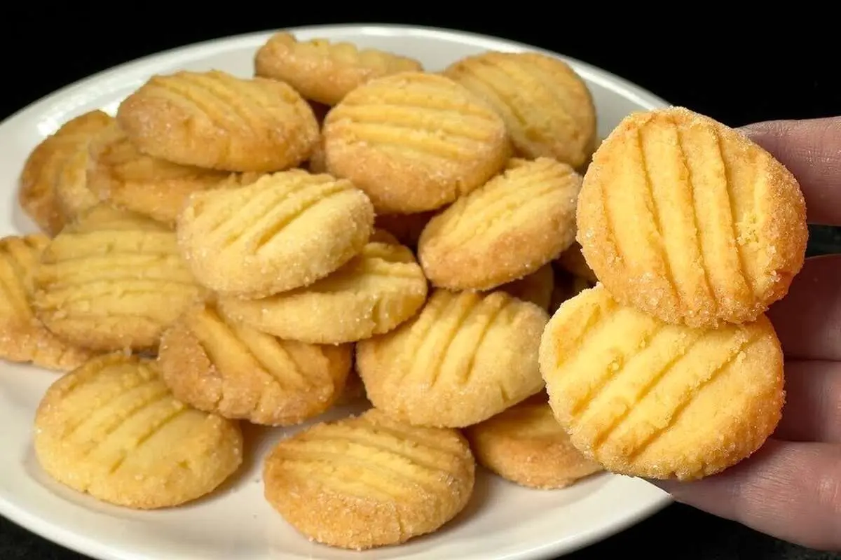 (ویدئو) طرز تهیه شیرینی کره‌ای ساده فقط با ۳ ماده اولیه