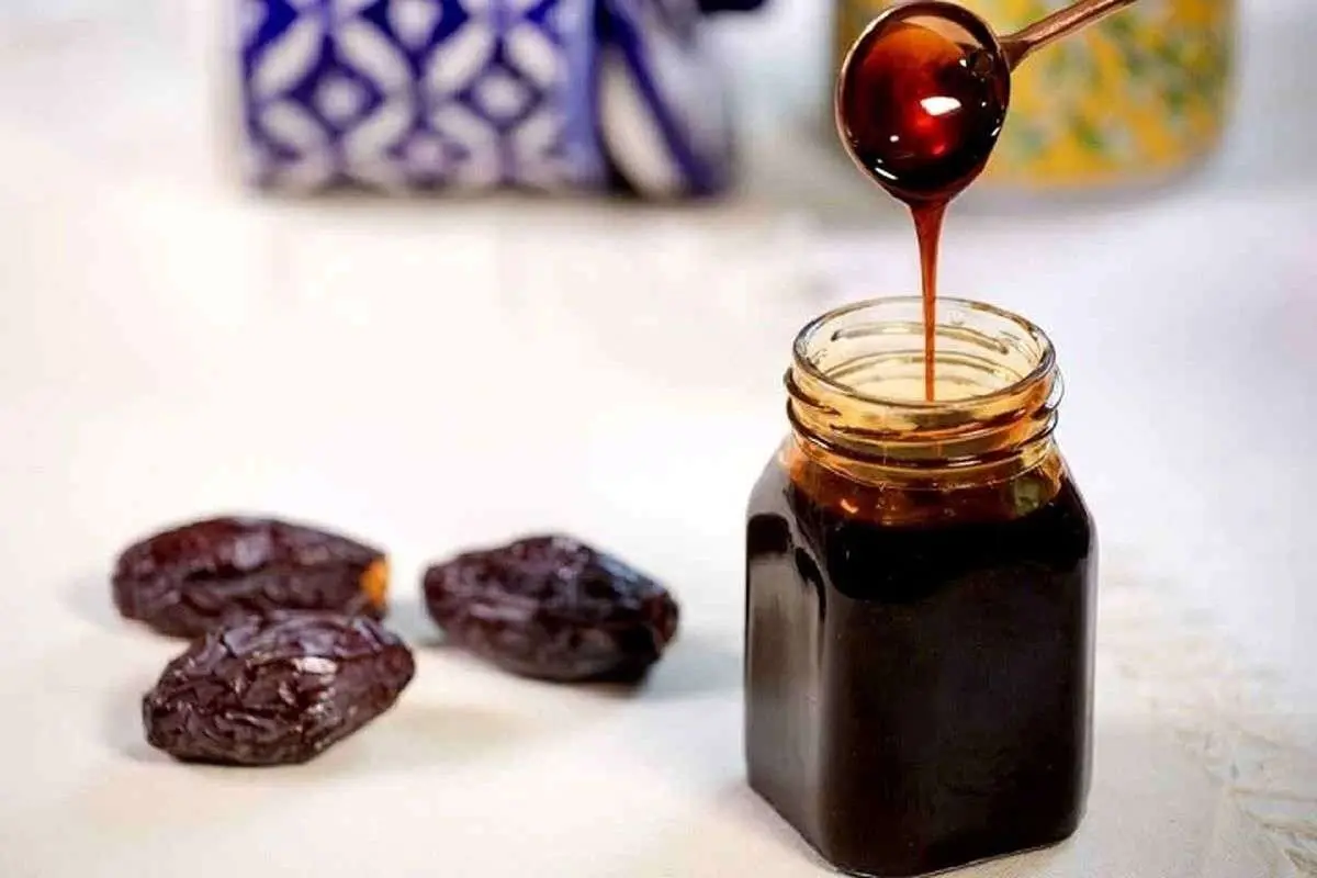 طرز تهیه شیره خرما در خانه