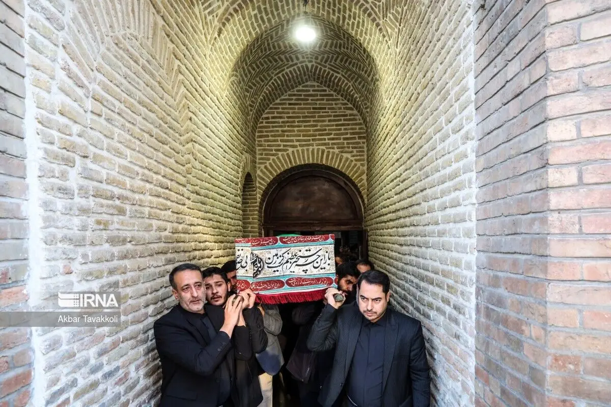 (تصاویر) وداع با پیکر آیت‌الله امامی کاشانی