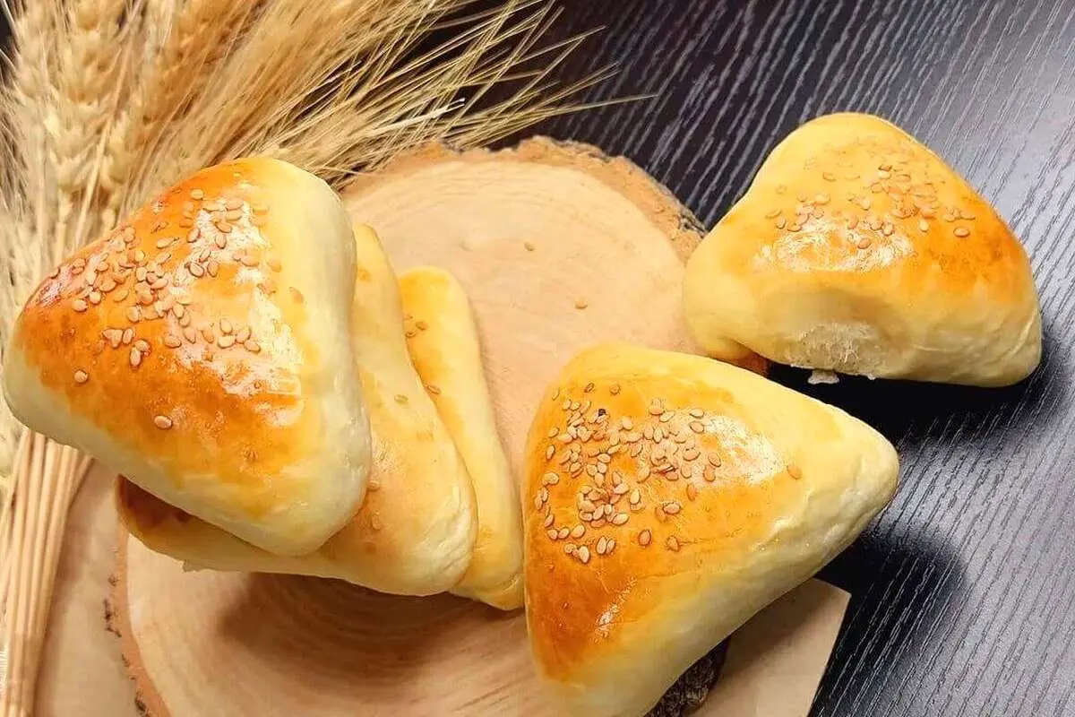 (ویدیو) طرز تهیه نان فتیر پنیری، یک اسنک فوق‌العاده برای بچه‌ها