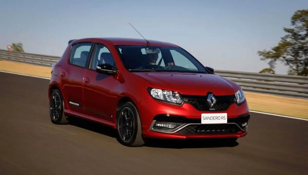 قیمت رنو ساندرو در بازار امروز ۸ اسفند ۱۴۰۲