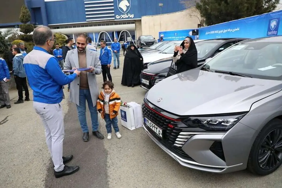 اولین خودروهای وارداتی ایرانخودرو تحویل مشتریان شد