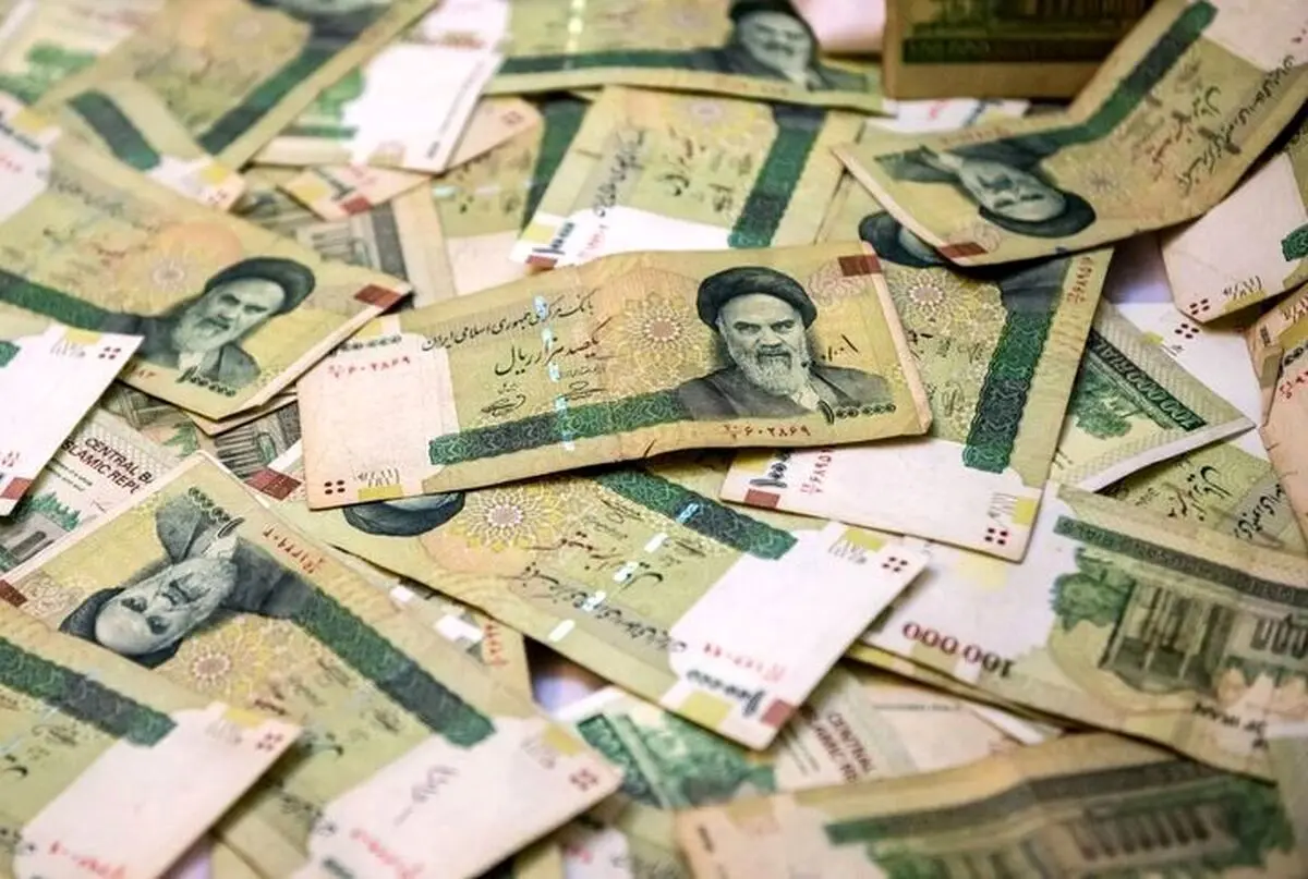 کارت بانکی سرپرستان خانوار ۲۲۰ هزار تومان شارژ می‌شود