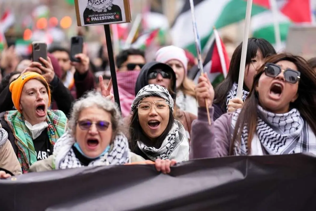 (تصاویر) تظاهرات حمایت از فلسطین در تورنتو
