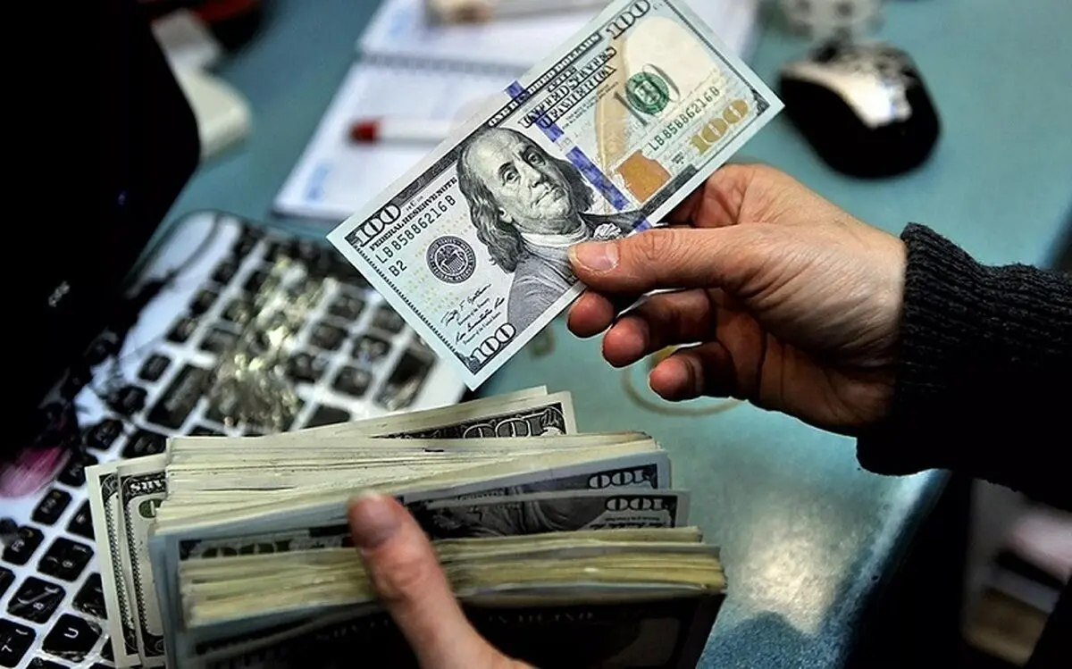 نرخ دلار، سکه، طلا و یورو پنجشنبه ۱۷ اسفند ۱۴۰۲؛ افزایش قیمت ارز مسافرتی