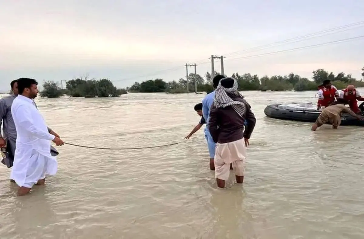 نماینده چابهار: سیل سیستان‌وبلوچستان باعث شده فاضلاب با آب مصرفی قاطی شود، نگران بیماری‌های عفونی هستیم
