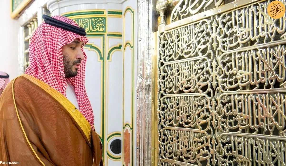 (ویدئو) محمد بن سلمان حرم پیامبر(ص) را زیارت کرد