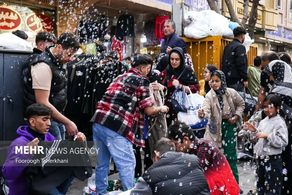 (تصاویر) تهران در آستانه سال ۱۴۰۳