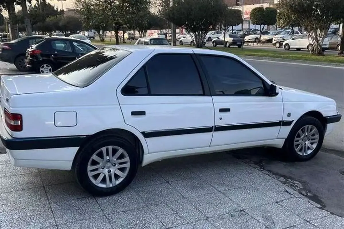 قیمت پژو ۴۰۵ در بازار امروز ۲۷ اسفند ۱۴۰۲