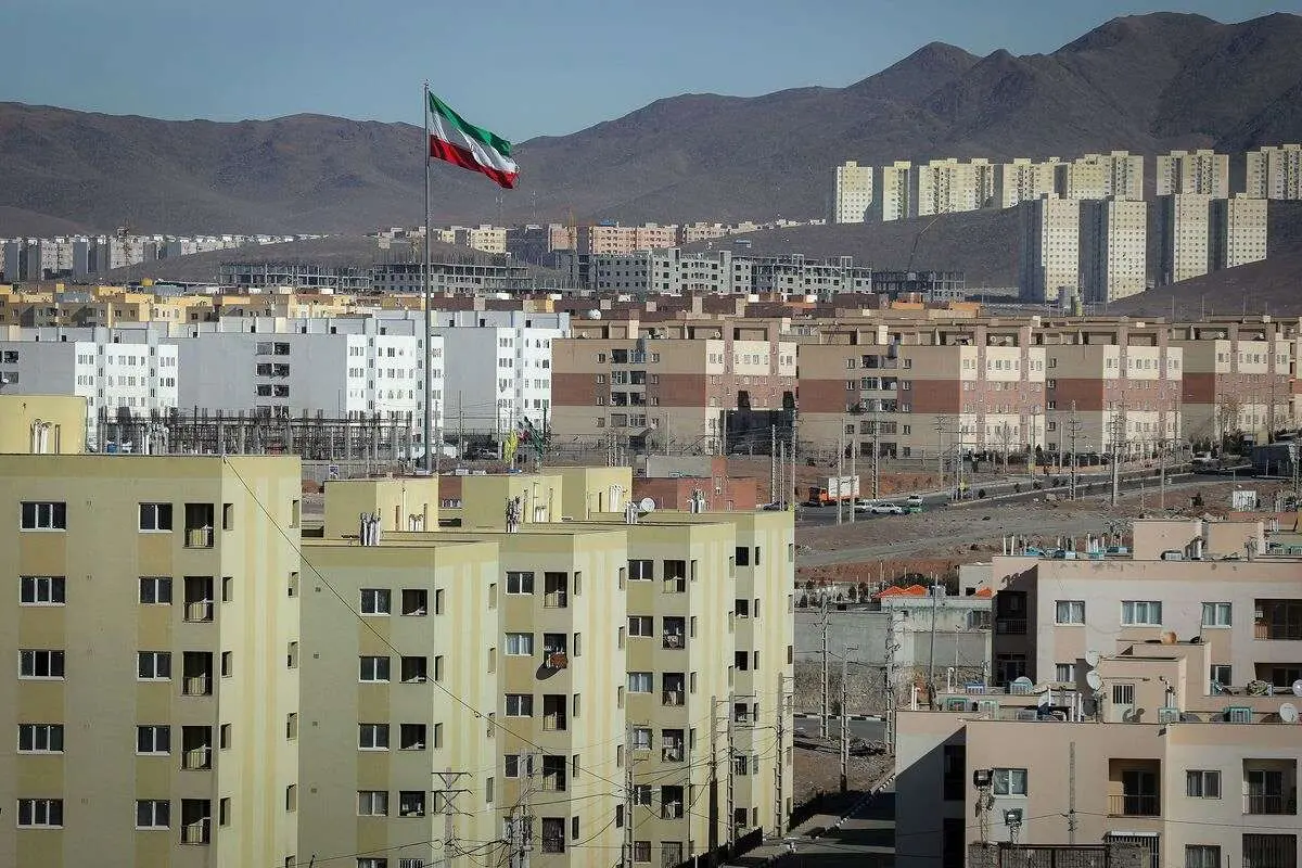 با وام بانک مسکن در منطقه یک تهران چند متر خانه میتوان خرید؟