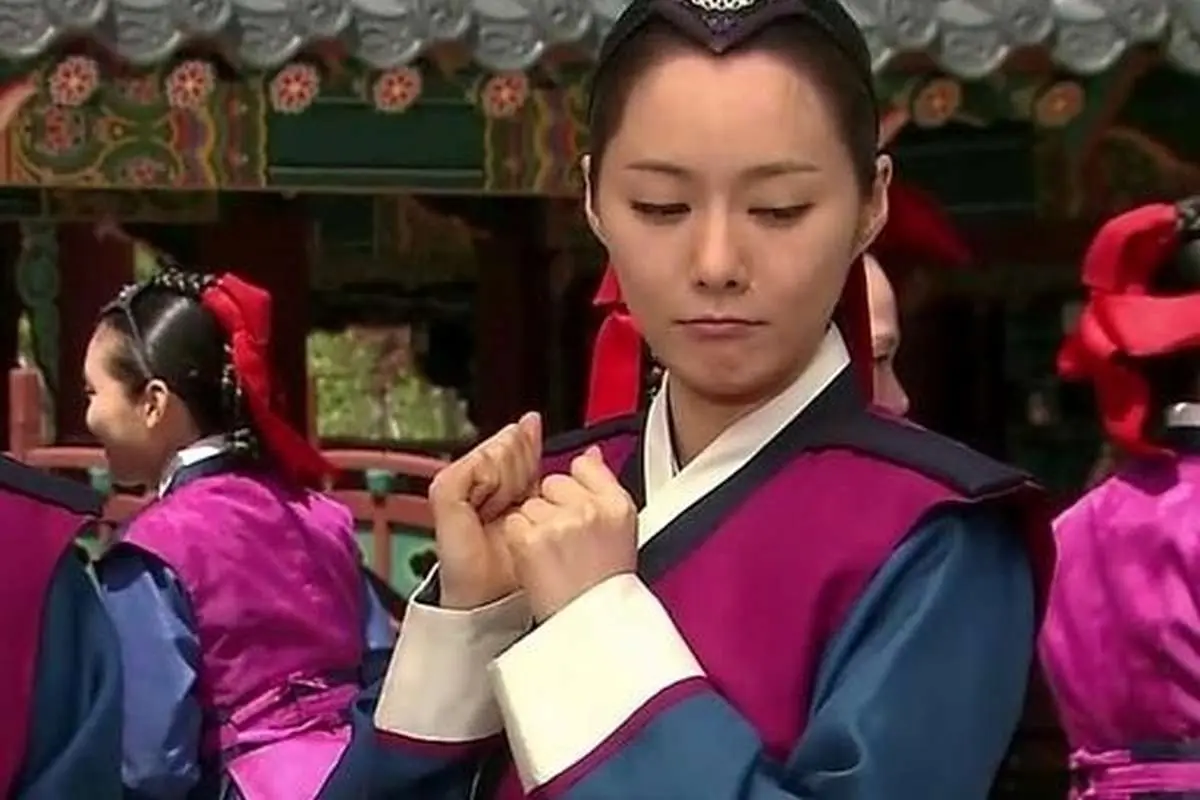 (تصاویر) عکس‌های شخصی بانوی بازرس «شی بی» در سریال دونگ‌یی