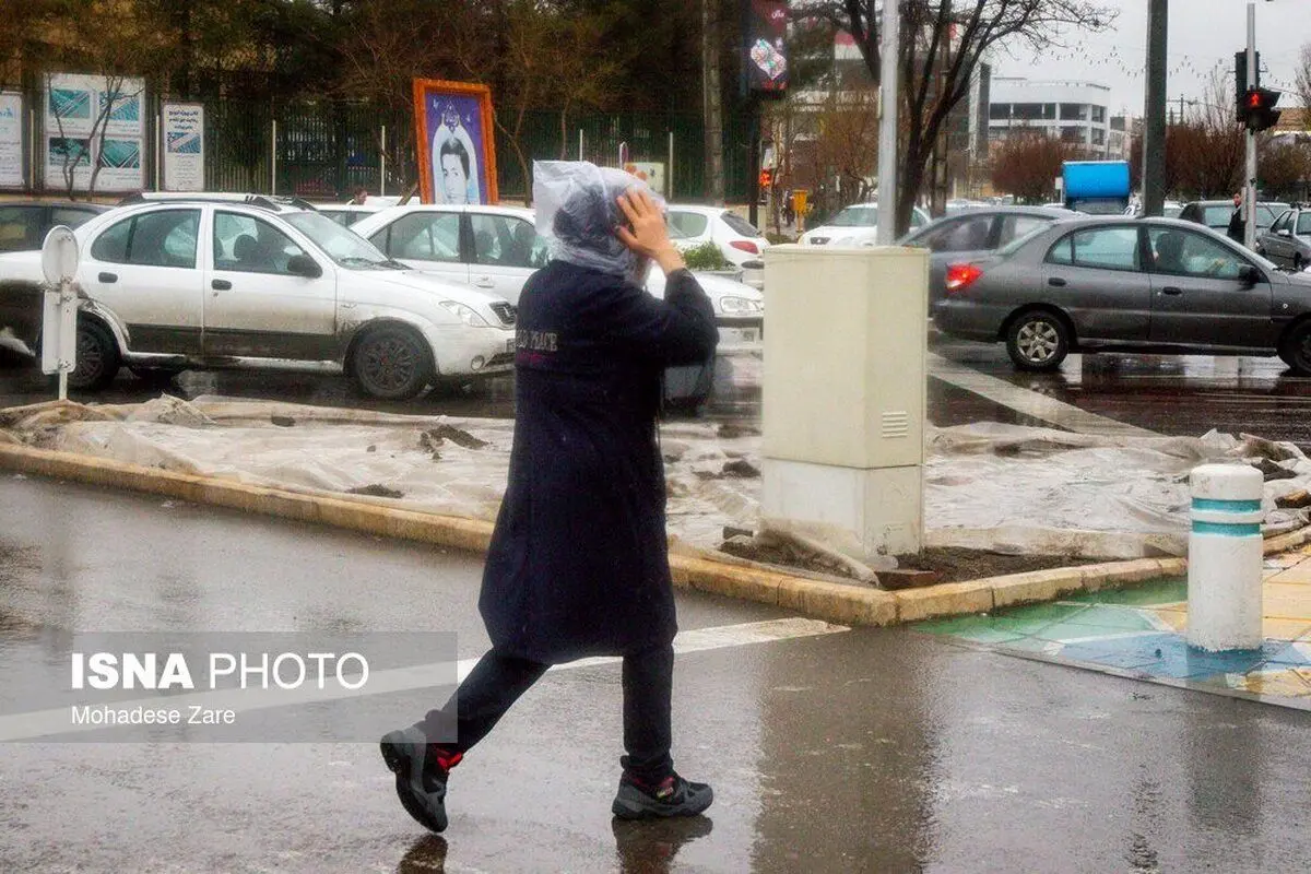 (تصاویر) بارش باران در مشهد