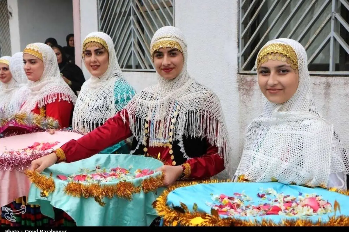 (تصاویر) آیین سنتی نوروزخوانی در گیلان