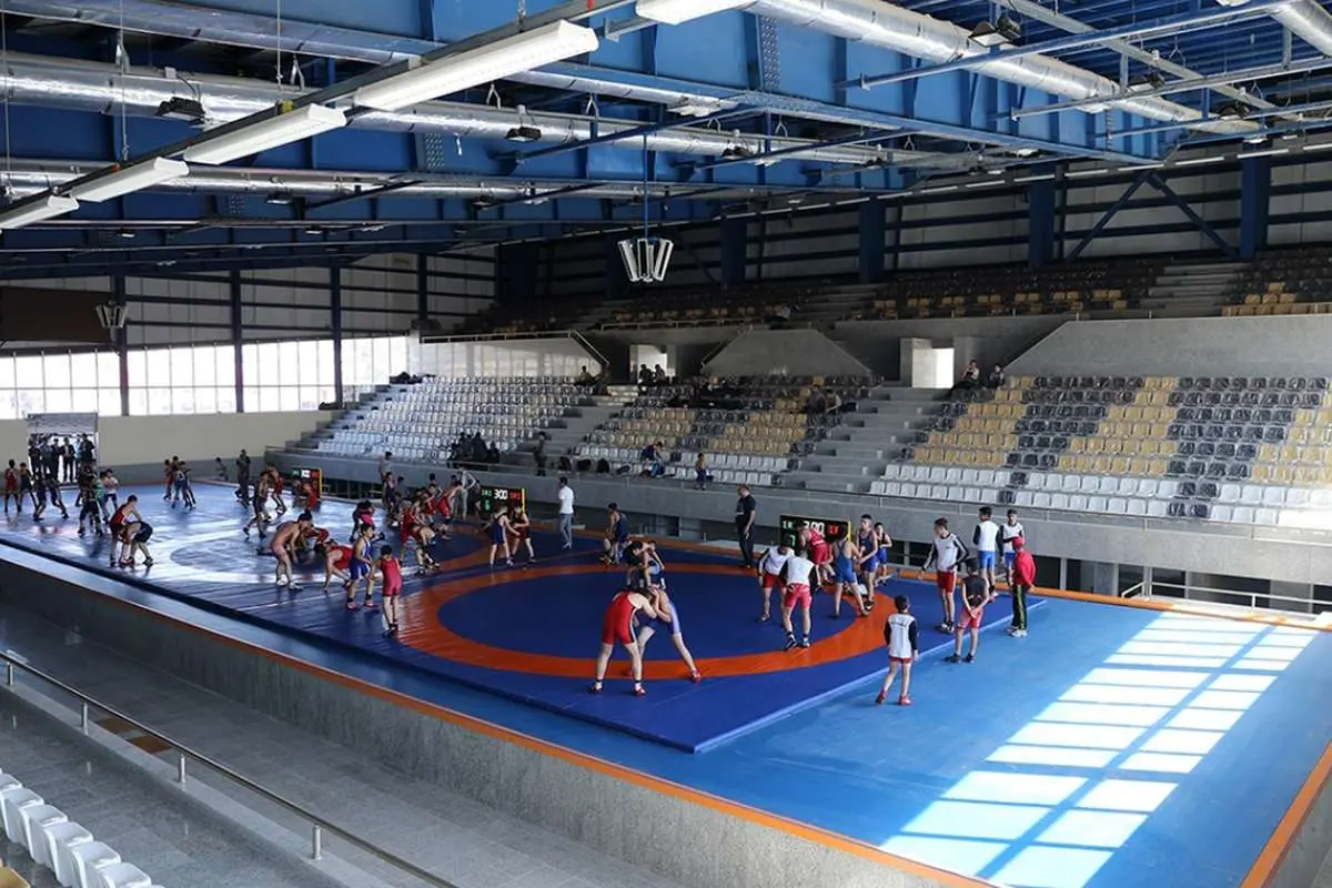 (ویدیو) جشن سال نو در خانه کشتی با چاشنی رقص مازنی