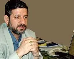 احمدی‌نژاد سعی دارد از کنار این مسایل بگذرد و پاسخ ندهد