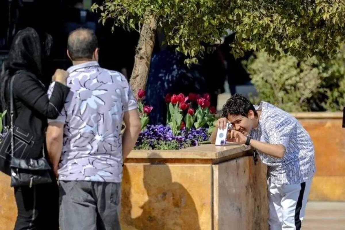 (تصاویر) مسافران نوروزی برج میلاد