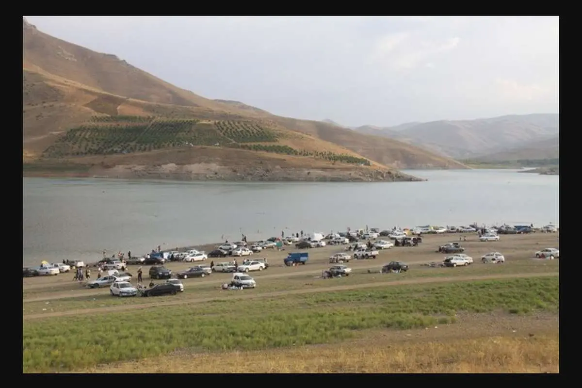 (ویدئو) بیتوجهی مسافران نوروزی به هشدار قرمز هواشناسی در خوزستان