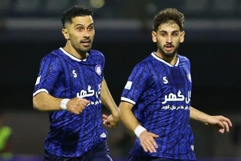 ببینید؛ شعار پرسپولیسی‌ها علیه خداداد در حمایت از عالیشاه