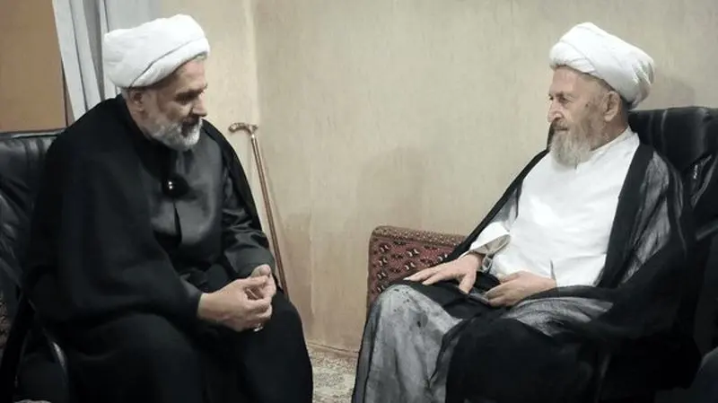 تصاویری جدید از حسین طائب در بیت دو مرجع تقلید در قم 3