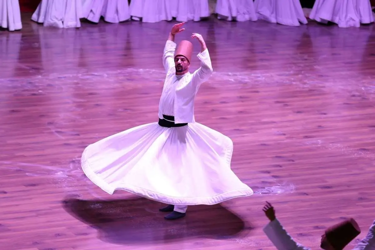 تصاویر؛ آغاز مراسم «شب عروس»؛ بزرگداشت سالگرد درگذشت مولانا در قونیه