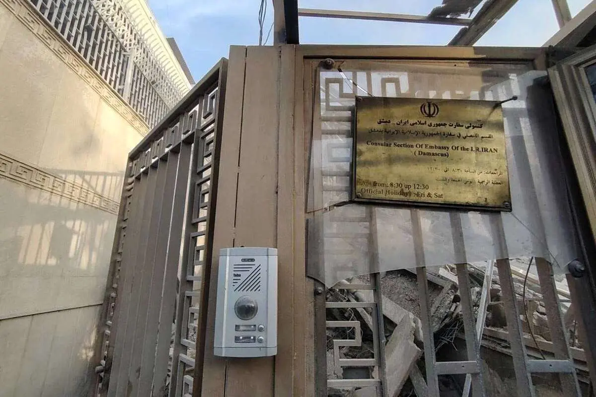 (ویدئو)داخل سفارت ایران پس از حمله موشکی رژیم صهیونیستی