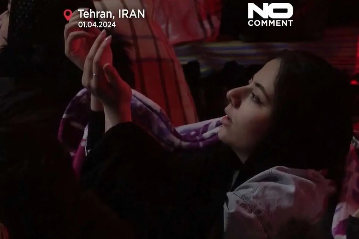 (ویدئو) گزارش رسانه خارجی از مراسم شب قدر در ایران