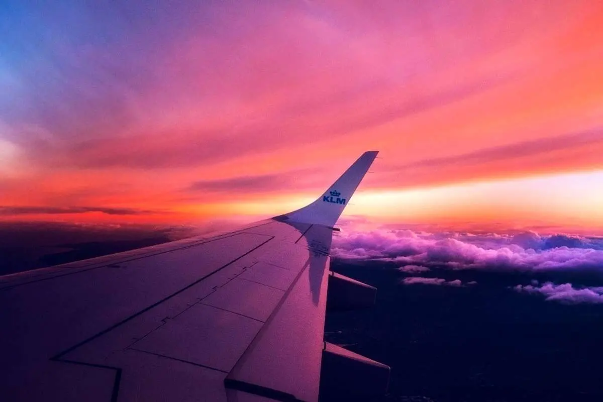 (ویدئو) لحظات دیدنی پرواز بر فراز ابر‌ها