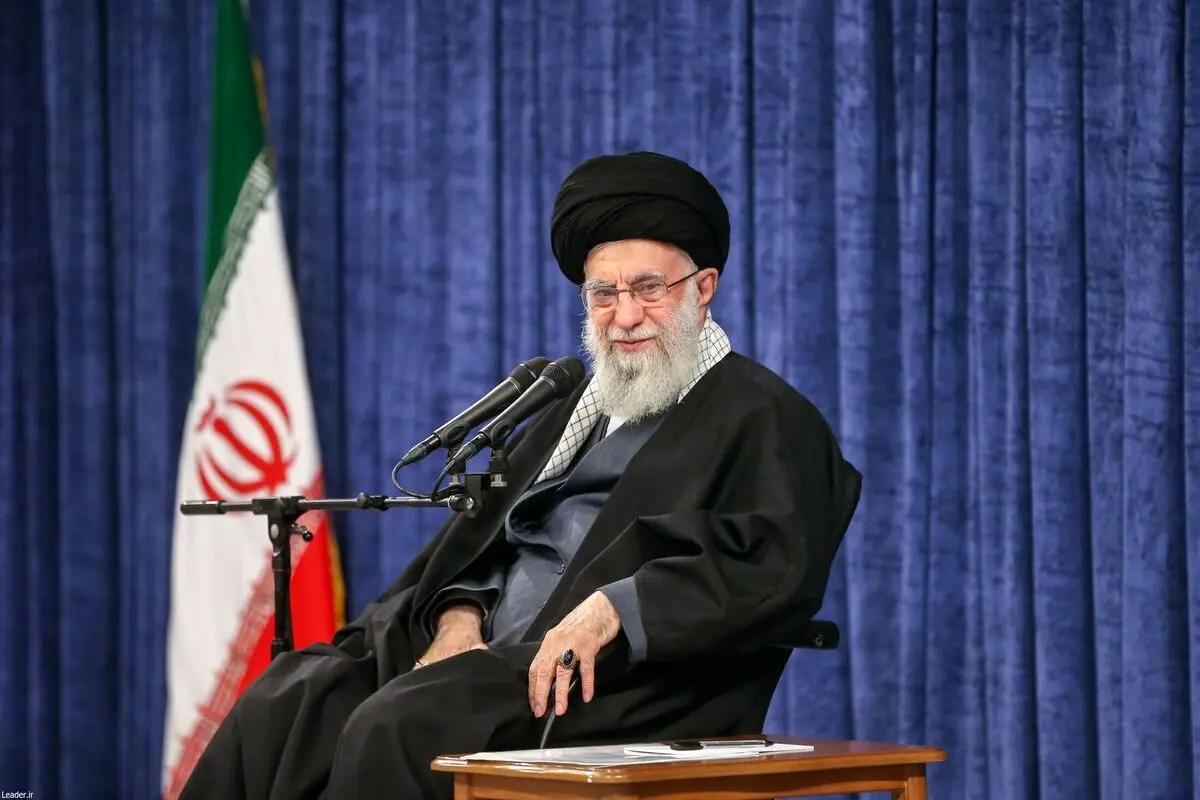 غایبان مهم دیدار با رهبرانقلاب؛ همچنان از احمدی‌نژاد خبری نیست
