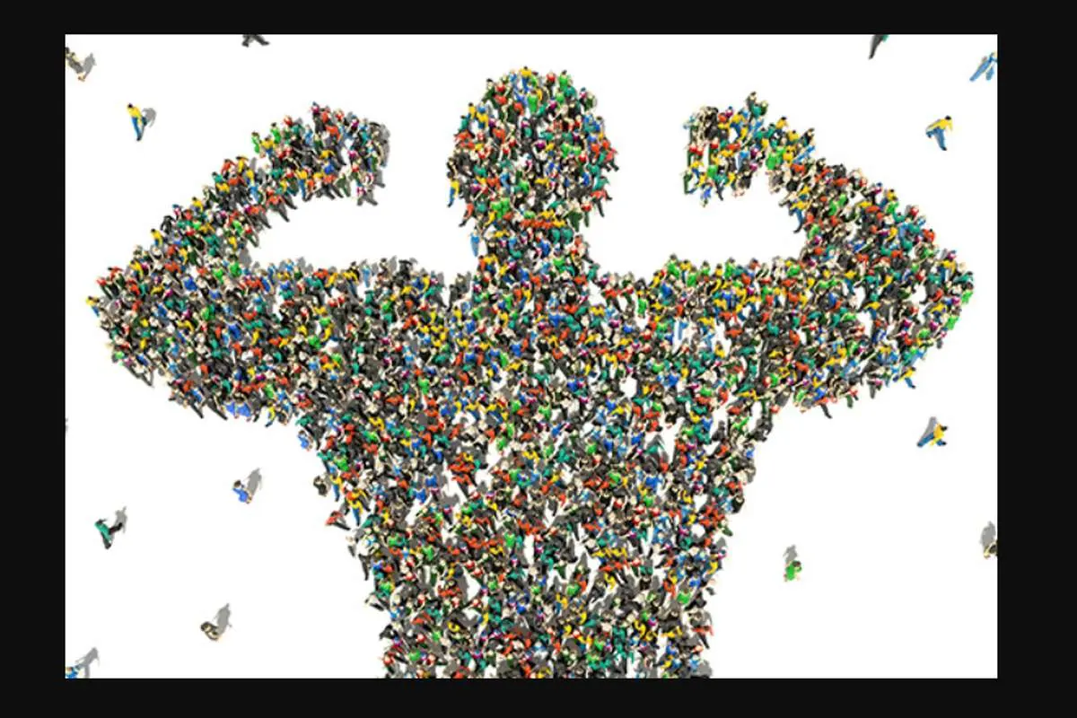 فرار از جامعه کپک‌زده