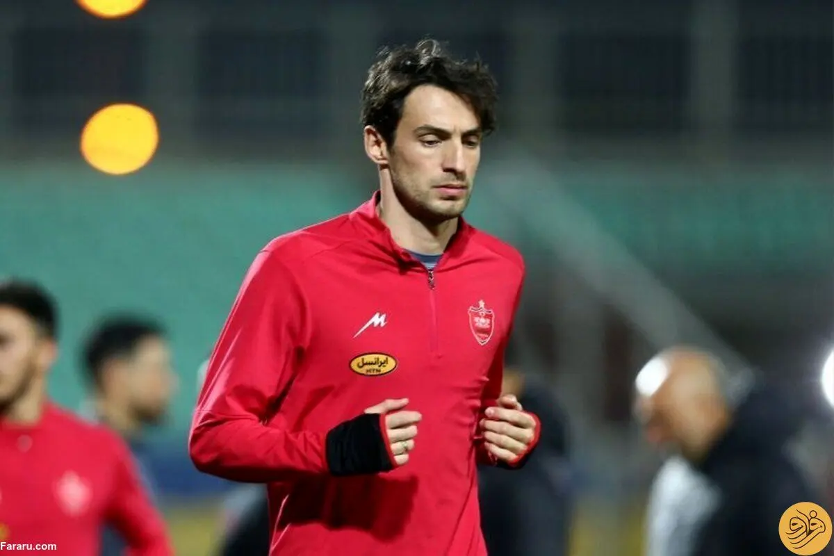 مدافع پرسپولیس مدال افتخار خواهد گرفت!