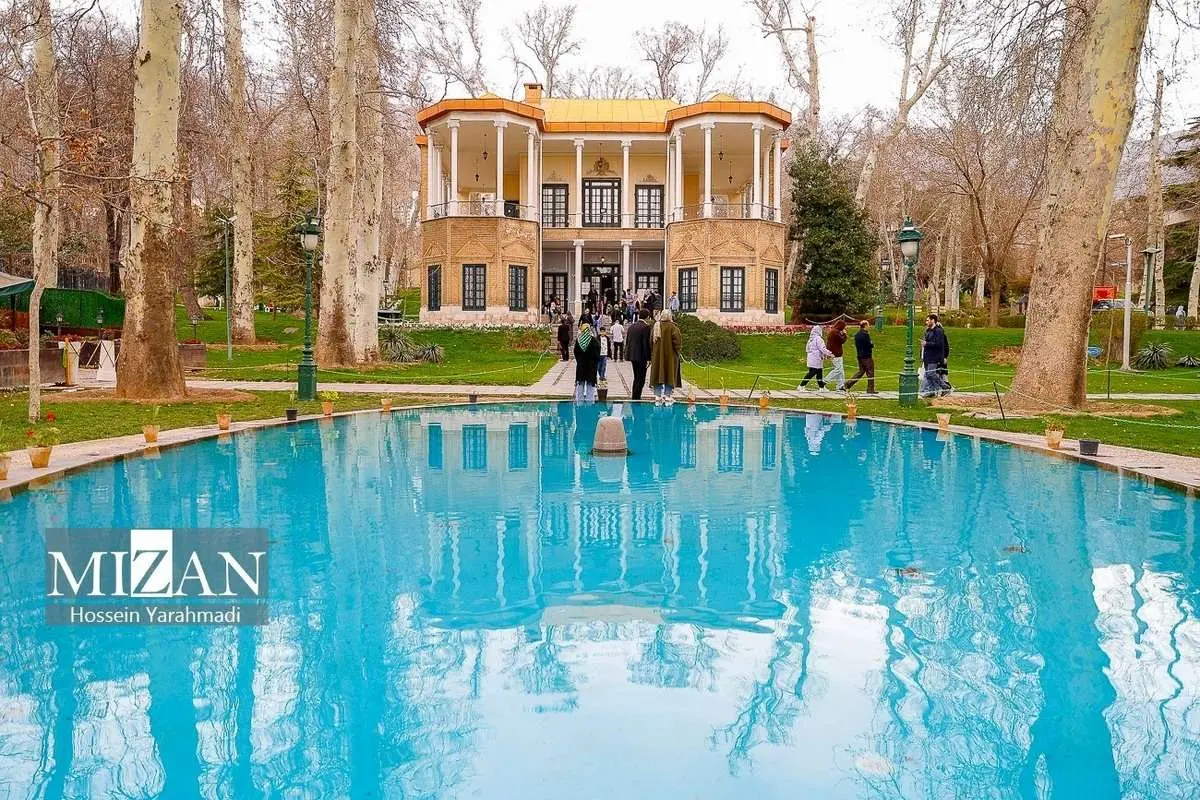 (تصاویر) گردشگران نوروزی در کاخ نیاوران
