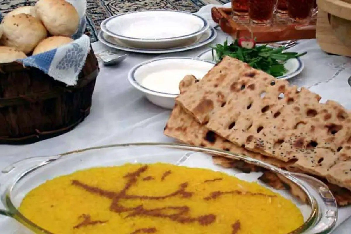 کفاره روزه‌های خانم و فرزند به عهده چه کسی است؟