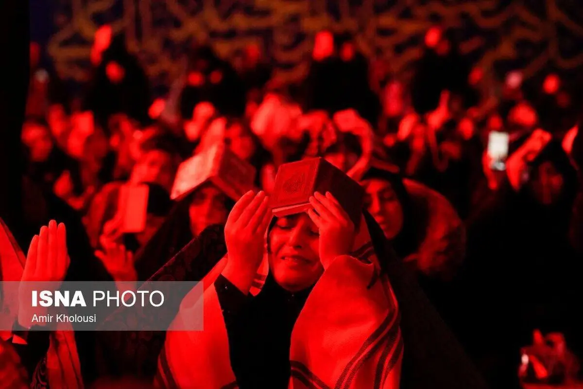 (تصاویر) احیای شب قدر در امامزاده صالح(ع)