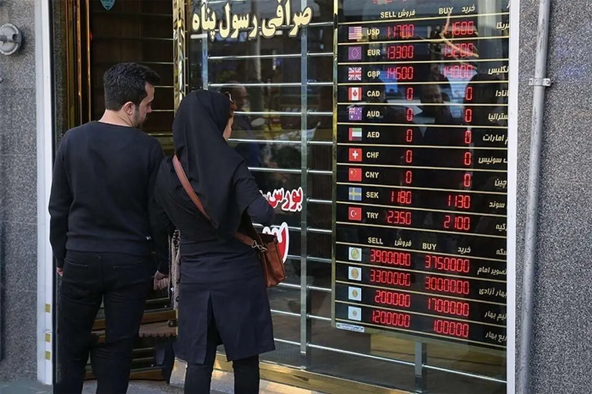 قیمت دلار، سکه، طلا و یورو یکشنبه ۱۹ فروردین ۱۴۰۳؛ سکه حوالی مرز ۴۵ میلیون فروخته شد