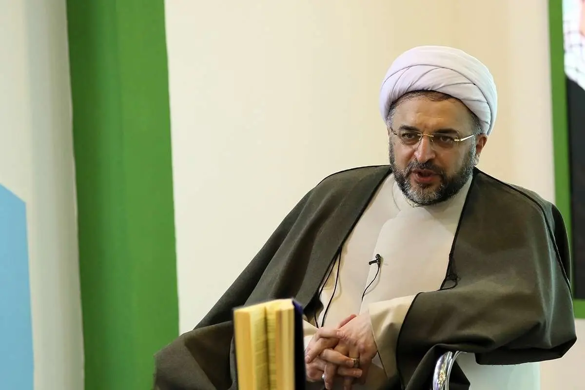 گوینده «گوشت تلخ»؛ سماجت بر غلط گذشته و دو خطای جدید!