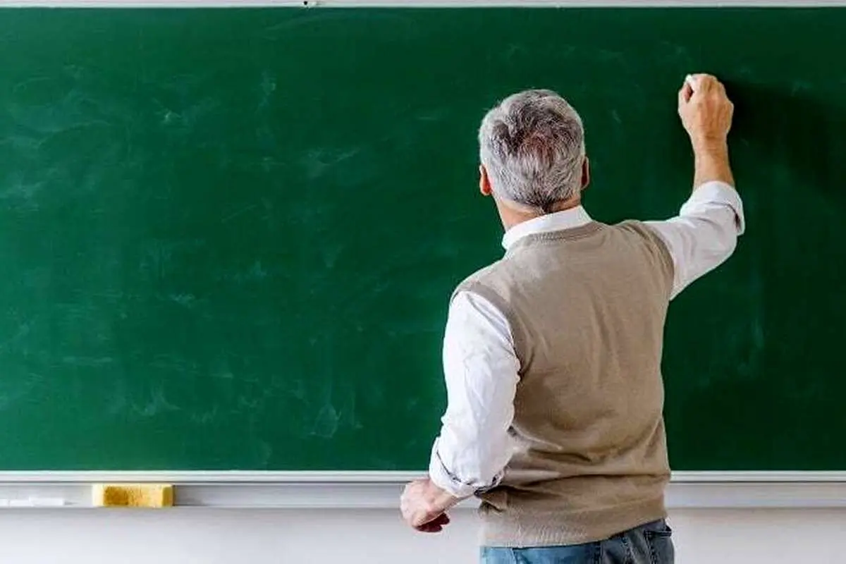 بازنشستگی معلمان در طول سال ممنوع شد