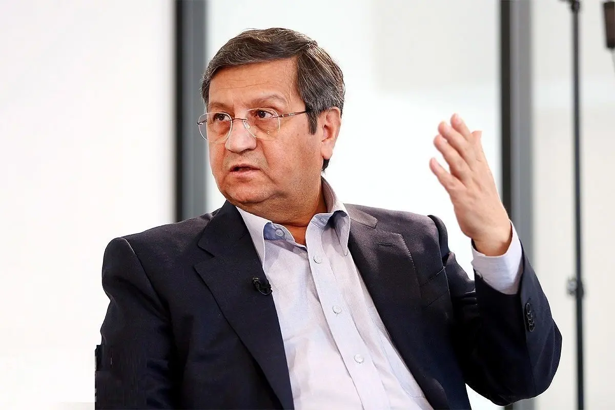 «شمش طلا را با دلار ۶۳۵۰۰ تومانی می‌فروشید، اما ادعا می‌کنید دلار ۶۳ هزار تومانی عددسازی است؟»
