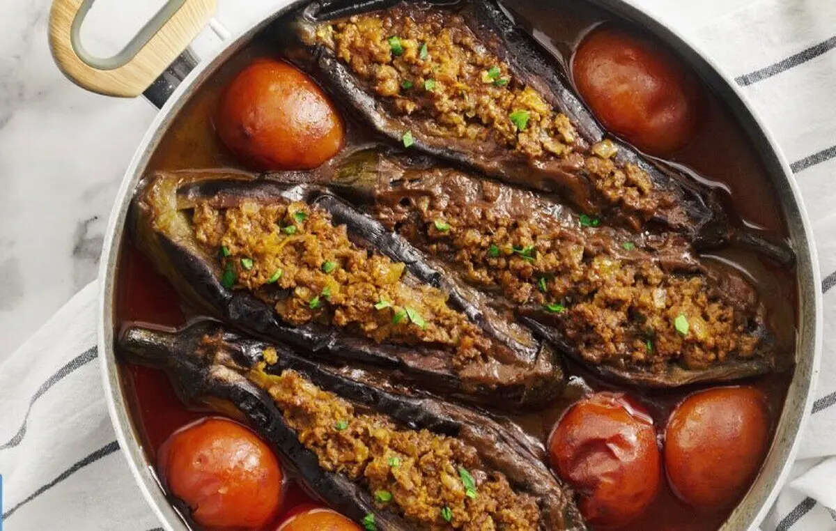بادمجان شکم‌پر را با این روش خوشمزه درست کنید