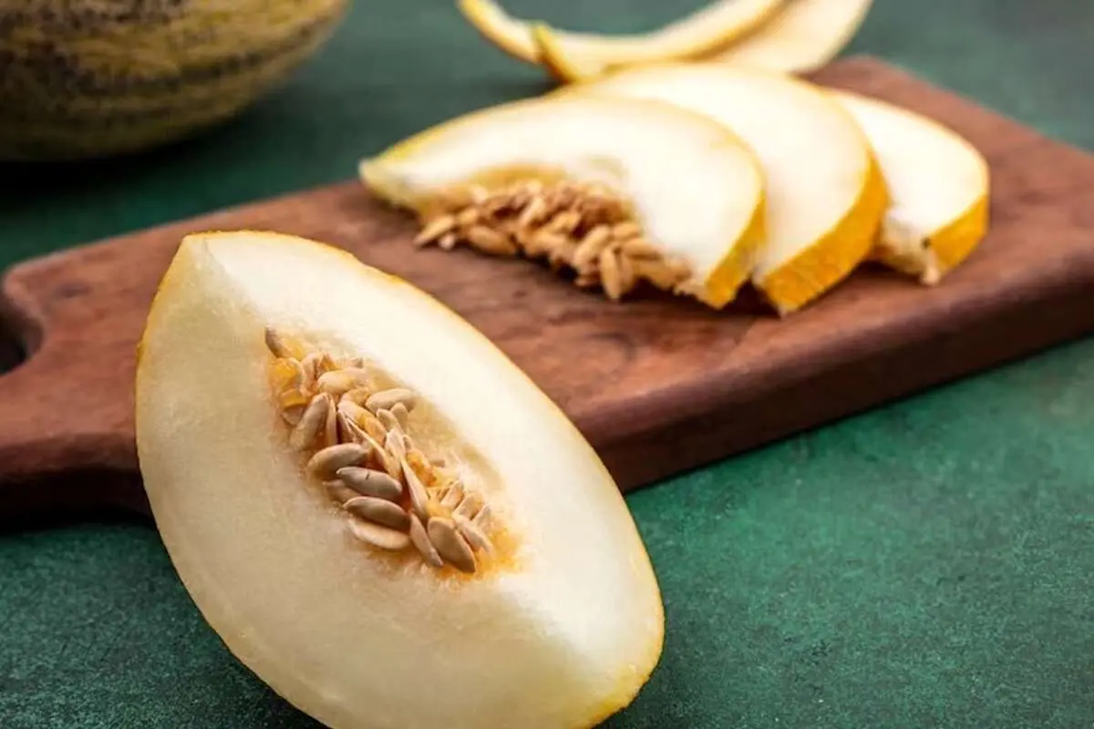 خواص عجیب این دانهها که دور میریزیم!