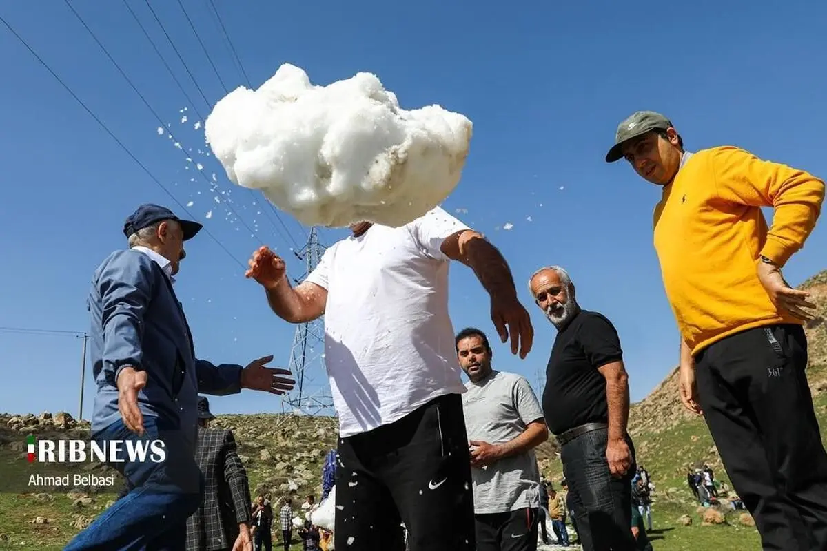 (تصاویر) آیین سنتی برف چال در مازندران