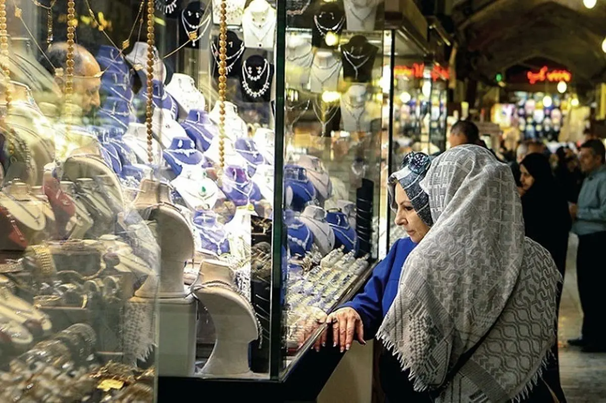 قیمت دلار، سکه، طلا و یورو شنبه ۱ اردیبهشت ۱۴۰۳؛ سکه یک کانال عقب رفت
