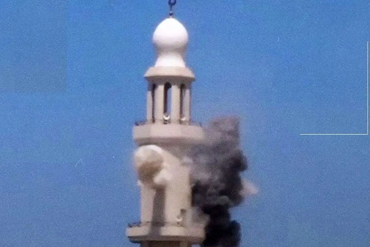 (ویدئو) هدف قرار دادن مناره مسجد هنگام اذان
